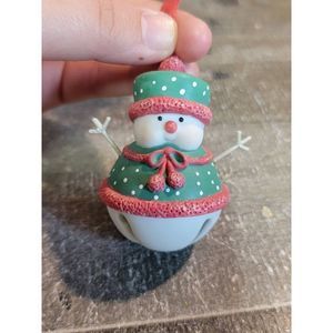 Hallmark 2002 happy Bell snowman ornament Xmas decor